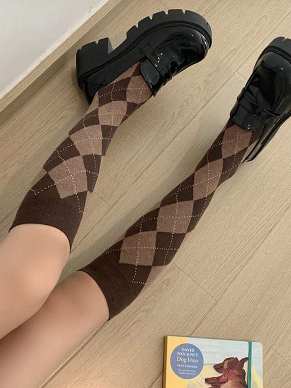 1 Pairs Women Rhombus Plaid Knitted Socks, Leg Slimming Retro Collegiate - Picture 2 of 4